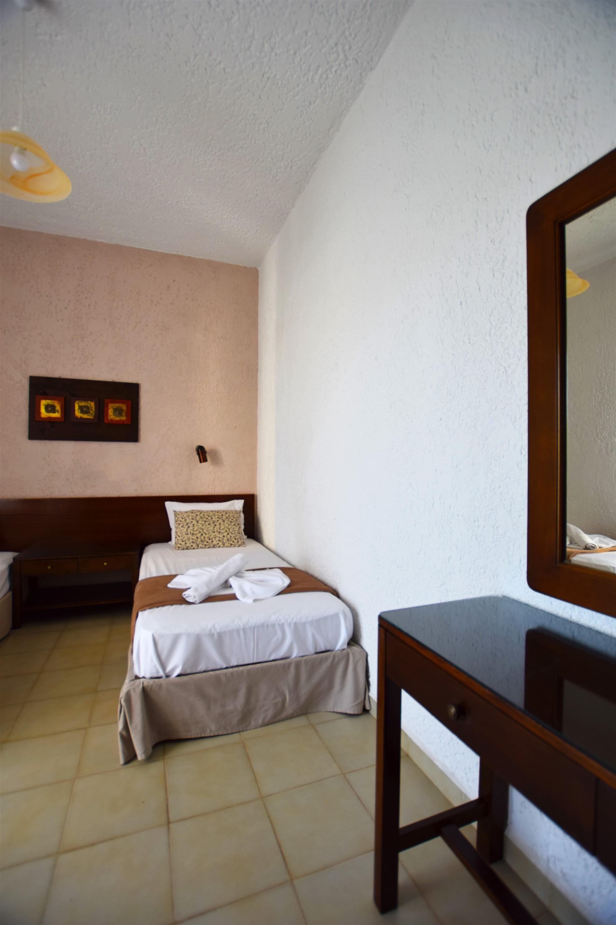 Altis Hotel Μάλια Εξωτερικό φωτογραφία